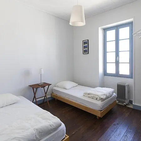 Casa de Férias 350m De La - Maison Pour 6