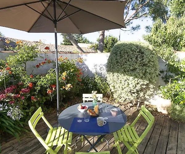 Hébergement de vacances 350m De La - Maison Pour 6 *