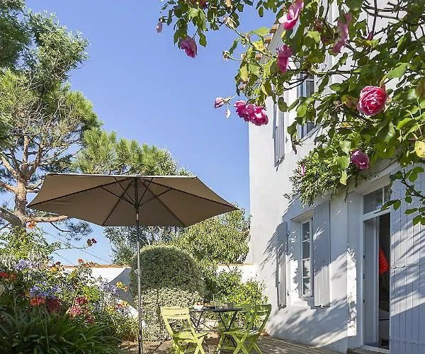 350m De La - Maison Pour 6 *