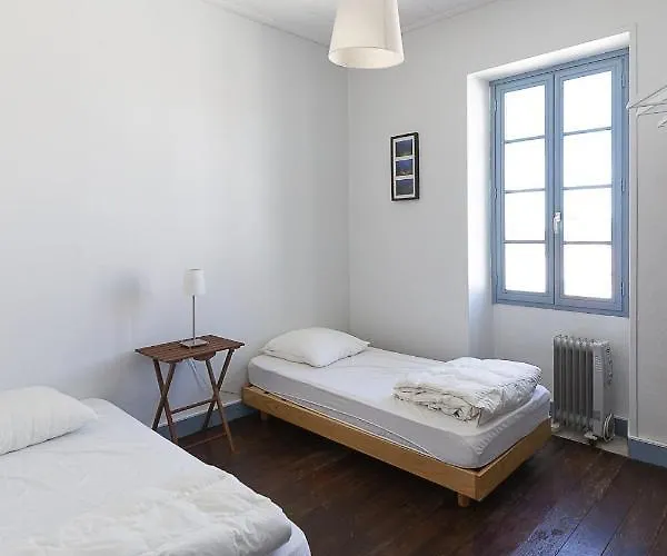 Hébergement de vacances 350m De La - Maison Pour 6